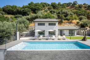3 Bedroom Modern Villa, Pool, Savoca, East Sicily